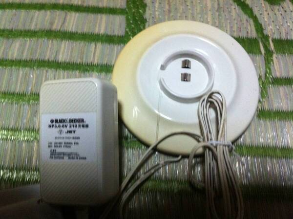 BLACK & DECKER HP3.6-6V 210 充電台とACアダプター