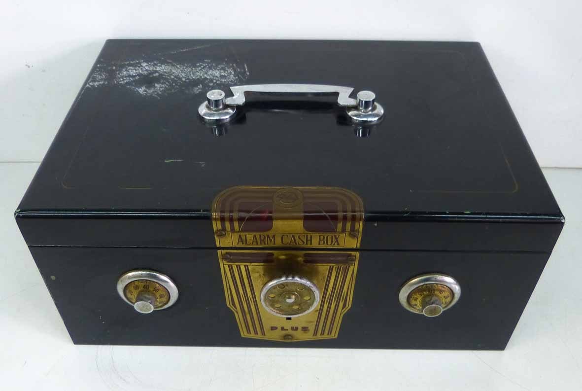 ヤフオク! -「レトロ 手提げ金庫」(金庫) (セキュリティ)の落札相場 ヤフオク! -「レトロ 手提げ金庫」(金庫) (セキュリティ)の落札相場