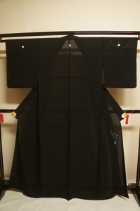  silk . black mourning dress not yet have on name entering .. entering ...[J12700]