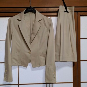 PIECE MONTEE　ジャケット、スカート　入園式　入学式 レディーススーツ