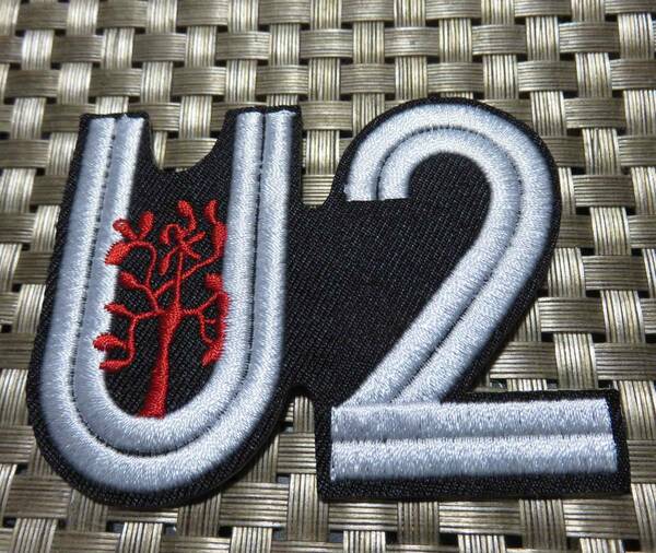 黒白■新品未使用　U2　音楽　ミュージック　アイルランド　ロックバンド刺繍ワッペン（パッチ）◆