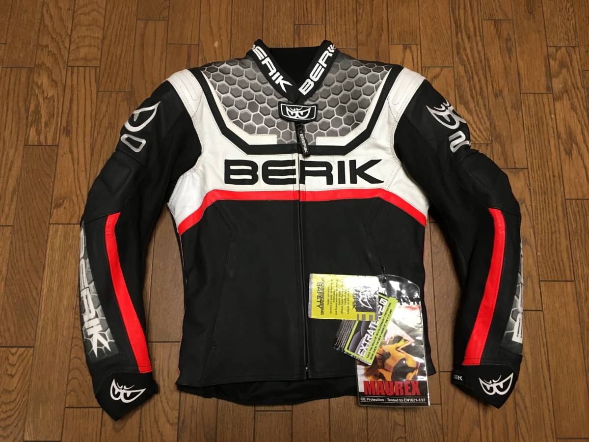 新品 赤 Berik ベリック Jacket ジャケット S~Mサイズ バイクウエア/装備 包装・送料無料