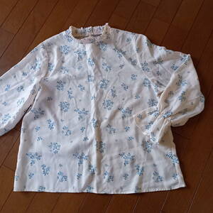 *E hyphen world gallery * flower . for long sleeve blouse free size (KU)