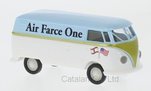 1/87 フォルクスワーゲン バス エア・フォース・ワン VW T1b Kasten Air Force One Brekina 梱包サイズ60