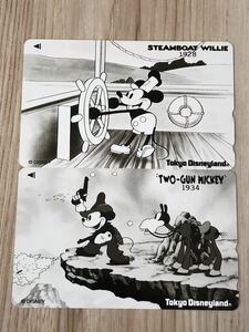 【未使用】テレホンカード　ミッキーマウス　　　東京ディズニーランド　①STEAMBOAT WILLIE 1928年 ②TWO GUN MICKEY 1934年　レトロ