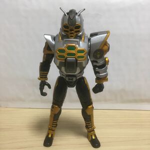 仮面ライダーカブト　キャストオフライダー2　ザビー