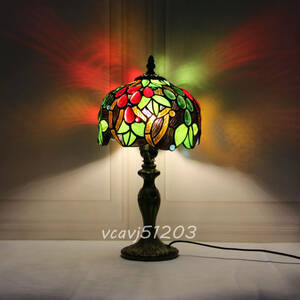 ◆美品◆芸術品◆ステンドランプ 花柄 ステンドグラス 室内装飾 照明 レトロな雰囲気 ティファニー技法 テーブルスタンド