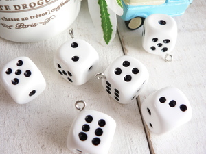  charm rhinoceros koro dice white white 4 piece (#1842) handicrafts parts handmade materials 