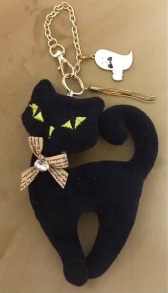 ★SALE★【ハンドメイド】黒ネコぬいぐるみチャーム