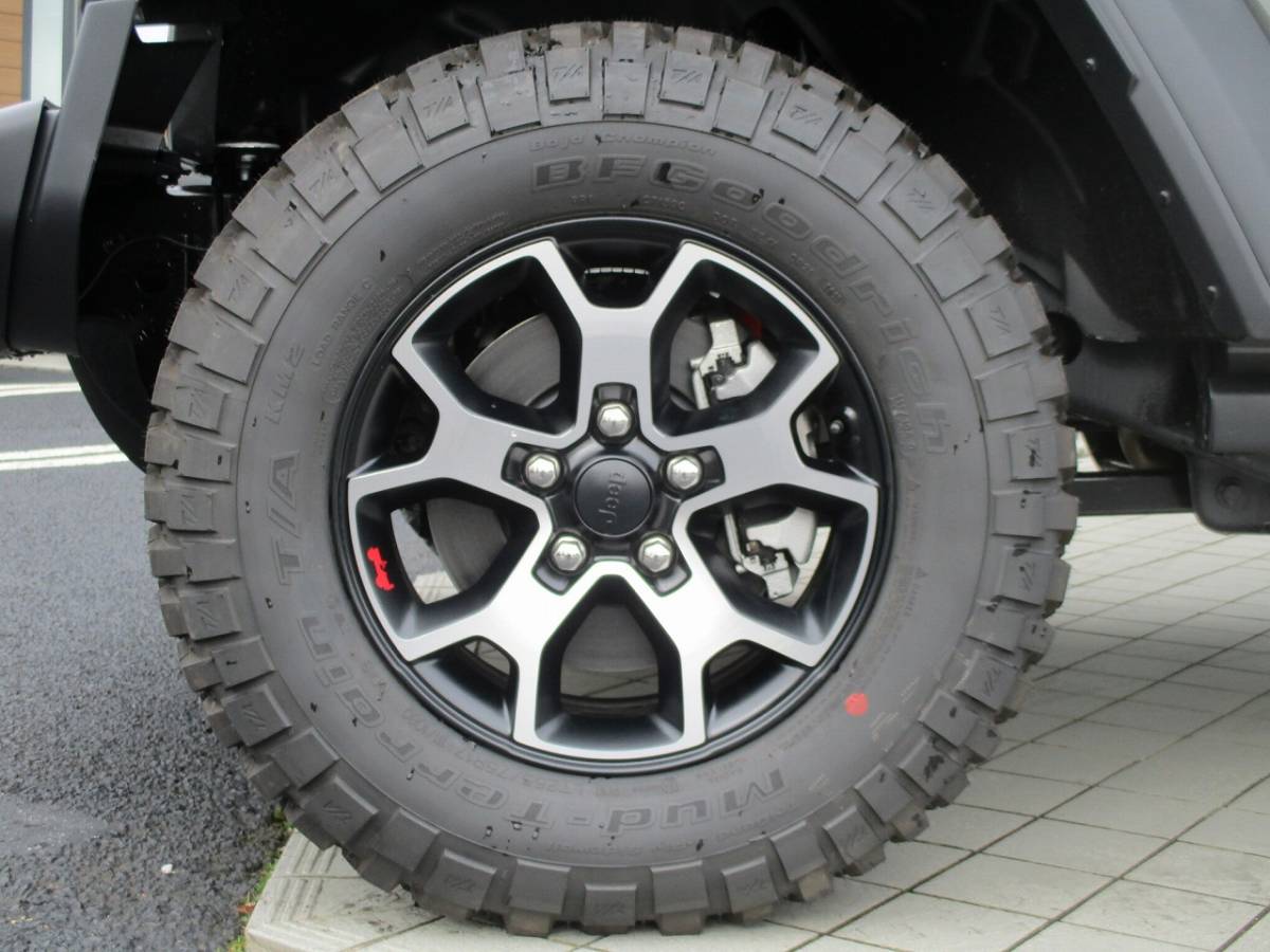 ヤフオク! -「jeep ラングラー 新車」(タイヤ、ホイール) の落札相場 
