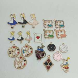 【素材】不思議の国のアリス メタルパーツ 金属 ハンドメイド かわいい セット 時計