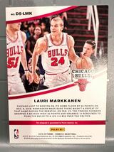 HOT/99枚限定 Auto 19 Panini Lauri Markkanen ラウリ・マルケネン NBA 直筆 サイン Bulls Cavs キャブス ブルズ ユニフォーム バスケ_画像2