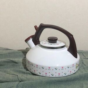 昭和レトロ ホーロー 笛吹き ケトル 琺瑯 薬缶 やかん