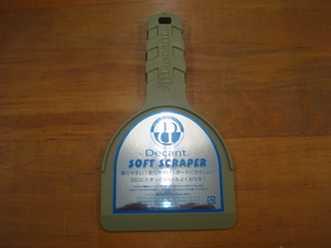  новый товар DECANT(te can to)SOFT SCRAPER( soft скребок ) оливковый 