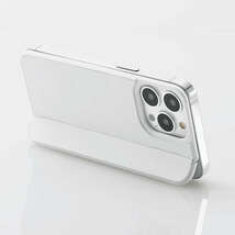 iPhone 13 Pro用スタンド機能付MAGKEEP背面パネル 背面に磁石の力で取り付けることのできるMAGKEEPスタンド収納式カバー: PM-A21CMAG01WH_画像4