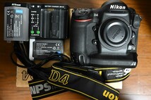 ★★1円から 箱つき超美品 Nikon D4ボディ NPSストラップ★★プロ仕様 バッテリー3個つき　Nikon検査済み_画像8