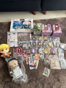 鬼滅の刃 フィギュア ぬいぐるみ ラバーマスコット 缶バッジ アクリルスタンド 一番くじ パズル まとめ売り
