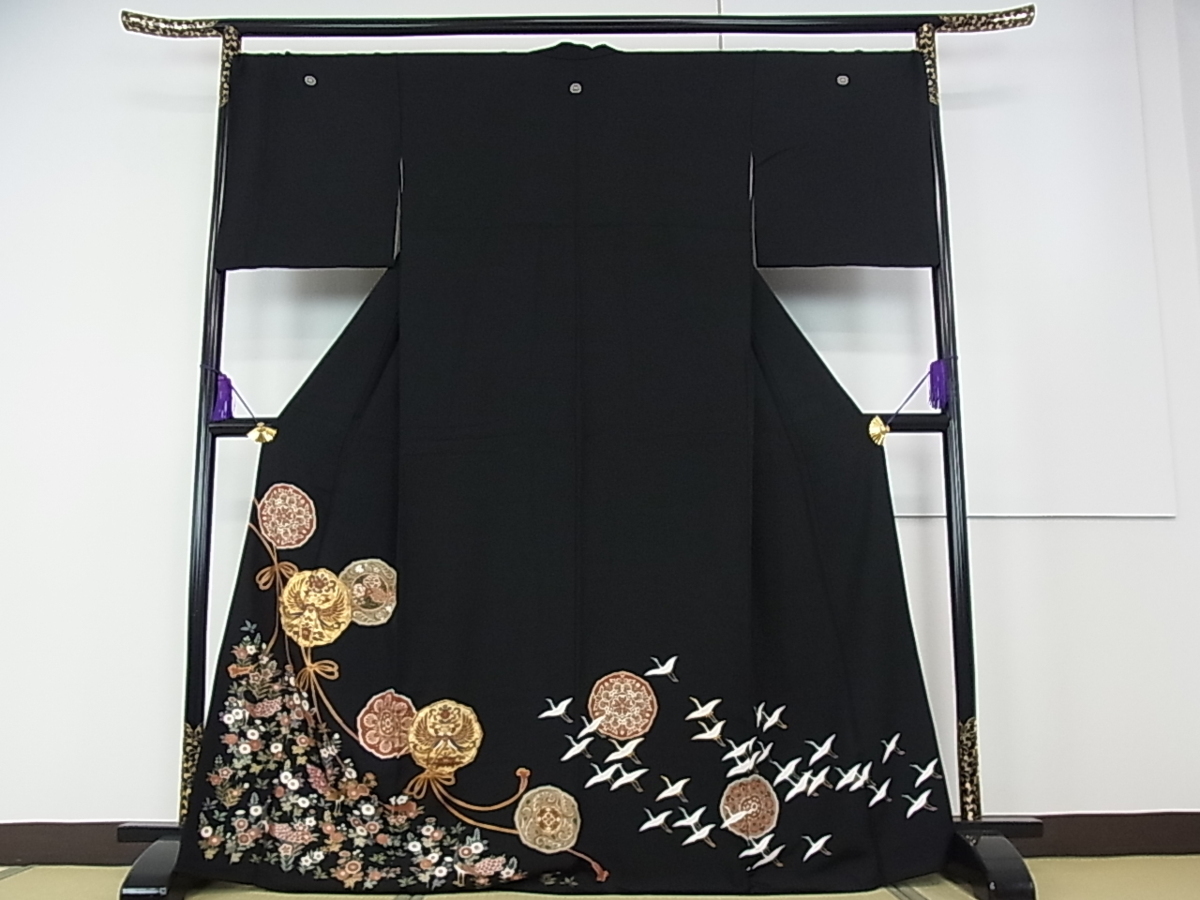 B70+ B82 正絹 黒留袖 五つ紋 比翼付 作家物【繭】一部金駒刺繍 極美品
