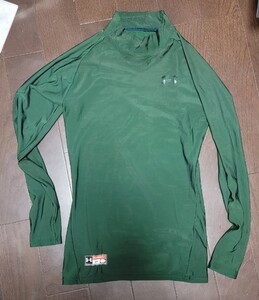 アンダーアーマー アンダーシャツ長袖 緑