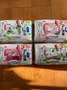 ムーミンデザインシルコットケース4種