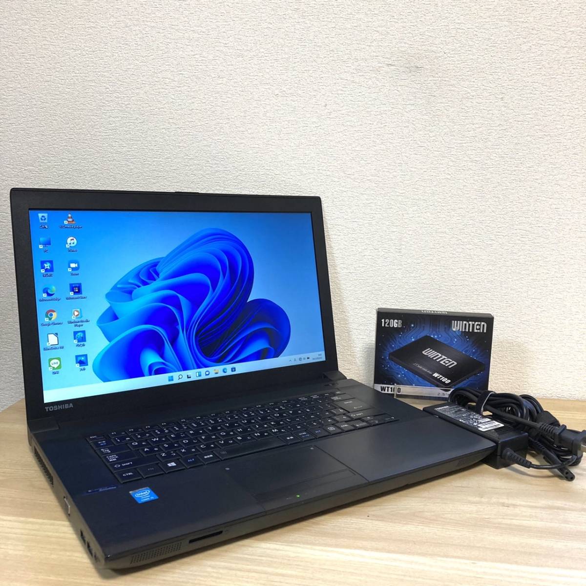 日本国内正規品 美品 初心者歓迎 新品SSD128GB i3 最新オフィス2021 Win11 ノートPC