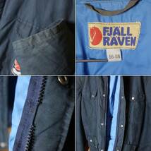 ジッパーダメージ 70s 80s FJALL RAVEN フェールラーベン ダウン ジャケット メンズL相当 ネイビー ブルー フード付 アウトドア 古着_画像3