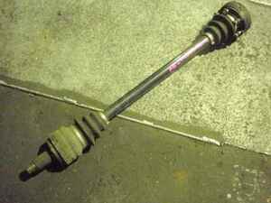 * UF18 BMW118i E87 rear drive shaft right 290139JJ