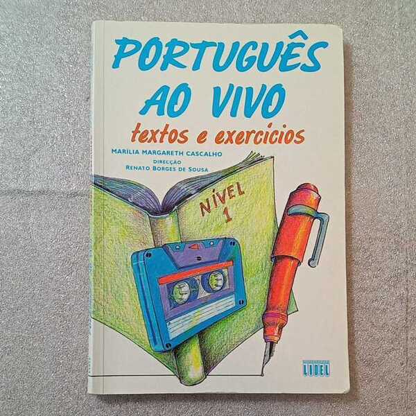 zaa-321♪Portugues Ao Vivo: Nivel 1 - Elementar: Textos E Exercicios ペーパーバック 1995/1/1 ポルトガル語版
