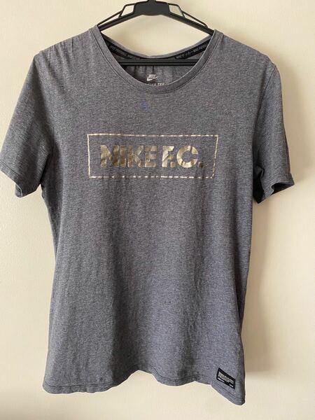 NIKE FC Tシャツ