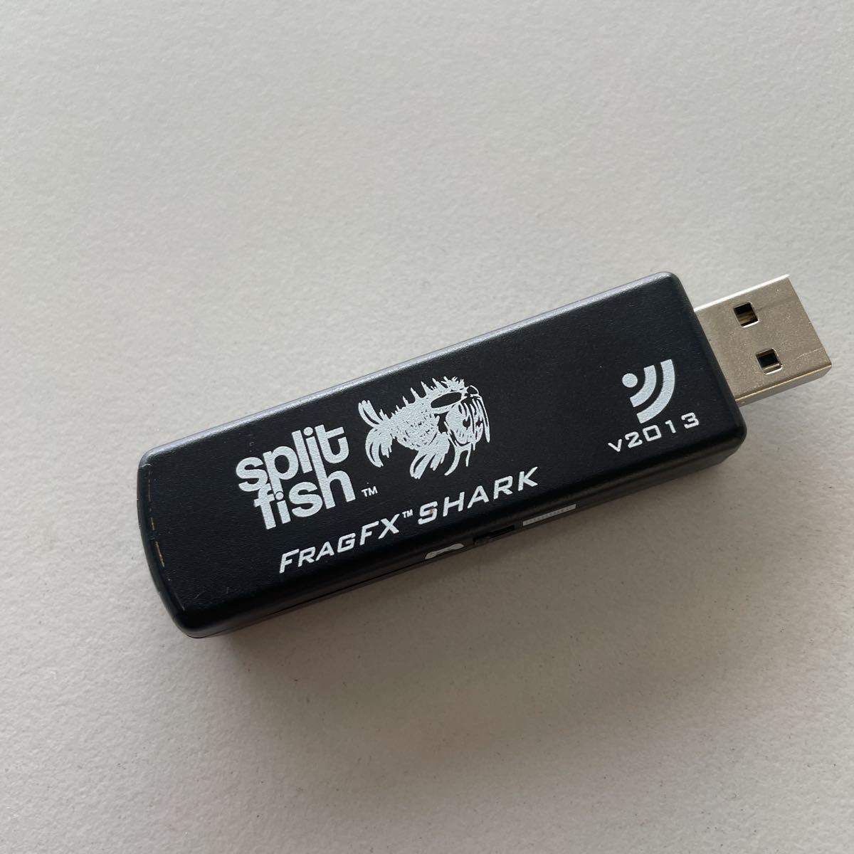 国内正規品】Sharkoon USBハブ機能付き ゲーミングバンジー SHARK ZONE M(中古 良品)