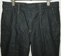 AKM DENIM SLACKS ストレッチデニムスラックスパンツ L 美品 小汚れ有り 定価39,600円 現行品 センタープレス エーケーエム_画像5