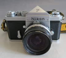 268　■Nikon F eyelevel アイレベル 一眼レフボディ/ NIKKOR-H.C Auto 1:3.5 f=28mm　レンズ　動作未確認　ジャンク扱い　1円～_画像2