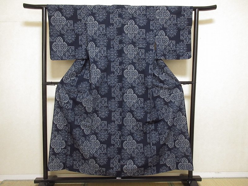 染紬 訪問着 袷 正絹 グレー 黒 鹿の子 唐花 Mサイズ Ki 未使用品 着物 レディース 送料無料 仕立て上がり Www Nestorscapes Com