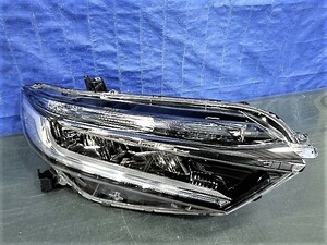 1832　シャトル　ハイブリッド　GP7　GP8　右ライト　LED　W2386　美品