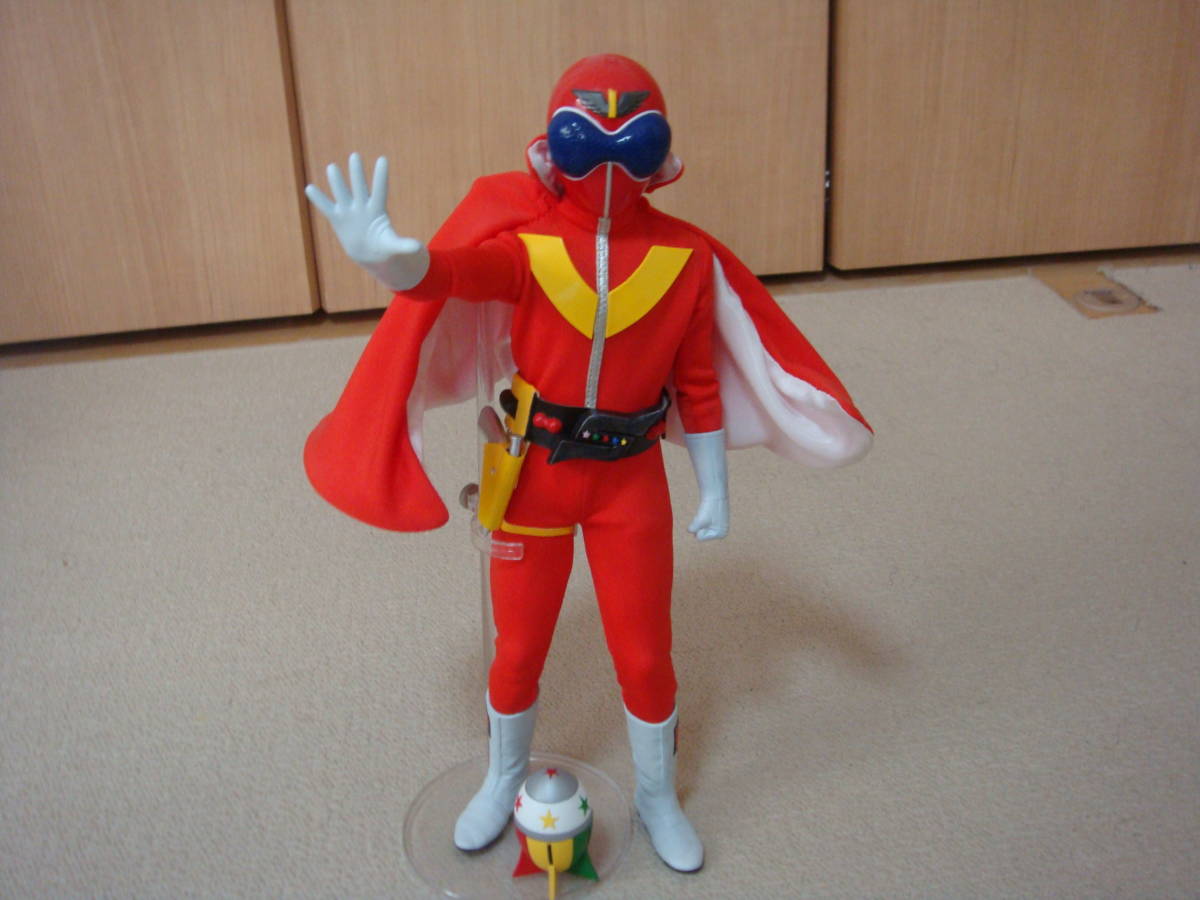 限定数のみ! フィギュア 限定 アカレンジャー 約40cm 非売品 RAH450