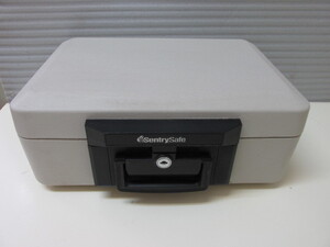 ◆訳アリ sentry safe R4132 セントリー セーフ ポータブル 耐火 保管庫 金庫 /4523SA