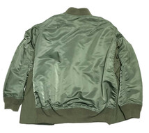 SACAI 21AW ポケット切り替え MA-1 カーキ　2　新品　オーバーサイズ 男女兼用 サカイ　BOMBER JACKET MA1 ナイロン ツイル nylon twill_画像4