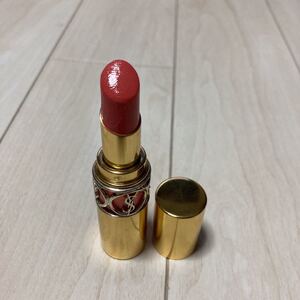 YVES SAINT LAURENT イヴ サンローラン ヴォリュプテ シャ…