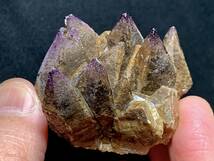 【超珍品】イットリウム蛍石と方解石・72g（中国産鉱物標本）_画像8