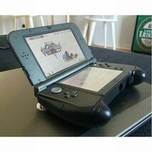 #0152 任天堂3DS ゲームコントローラー ハンドグリップ ケース カバー 持ちやすい！_画像4