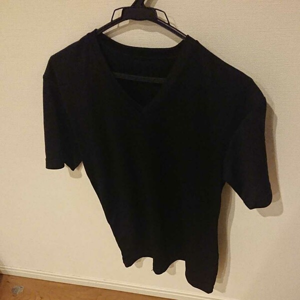 黒クールTシャツ