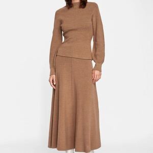 【美品】ZARA ザラ　ニット　セーター　セットアップ　ベージュ　フレアスカート　M