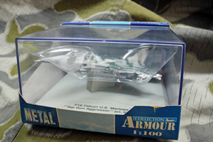 ARMOUR 1:100 F-16 Falcon U.S,Marlnes&#34;Top GUN Aggressor&#34;