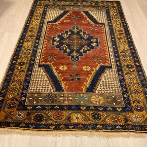 Vintage rug ペルシャ絨毯