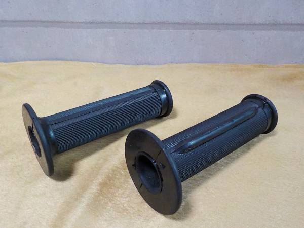 XJ400 KIJIMA製 トマゼリグリップ (黒) 新品即決 キジマ ゼファー400 GPZ400F Z400GP KH400 RG250 XJR400 ZRX400