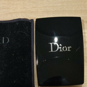 Dior ミニメイクアップパレット