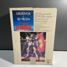 【2B11②】希少 未使用 バンダイ Vダッシュガンダム Vガンダムヘキサ B-CLUB 1/72プラモデルVガンダム_画像1