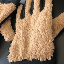 完売ベージュ★BEAMS 取扱 / Thinsulate Fur Glove★タッチパネル対応 ほぼ新品/シンサレート ファー グローブ フリース/グローヴ 手袋_画像7