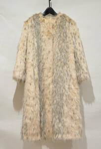  as good as new PRADA Prada eko fur no color coat 40 Y-305438