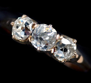 E4375【アンティークカット】美しい大粒ダイヤモンド3pcs 最高級18金無垢リング 